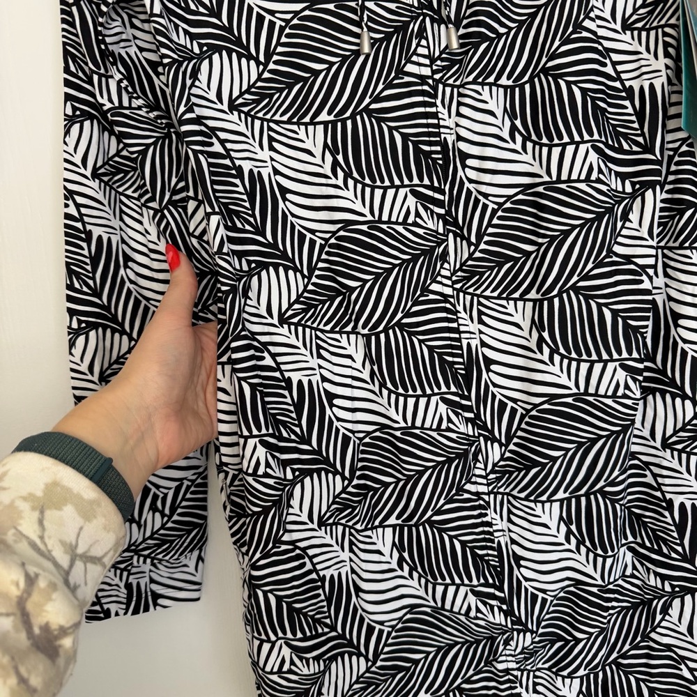 NWT Coolibar Wailea Black and White Hooded Swim Cover-Up UPF 50 Summer Beachwear - Picture 6 of 14